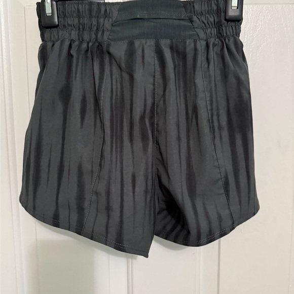 Nike Dri-Fit Athletic Shorts with Elastic Waistband *NEW WITH TAGS* - Picture 4 of 8